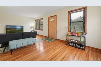7319 Morganford Road, Saint Louis, MO 63116 - Photo 3
