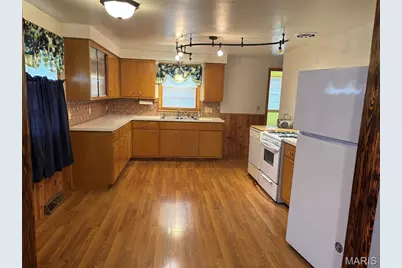 230 N Walnut Street, Perryville, MO 63775 - Photo 9