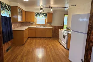 230 N Walnut St, Perryville, MO 63775 - Photo 9