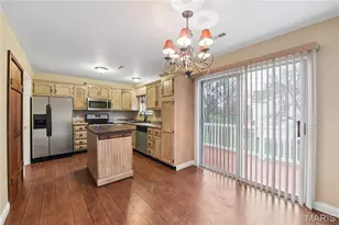 1539 Bittersweet Ct, Saint Charles, MO 63303 - Photo 3