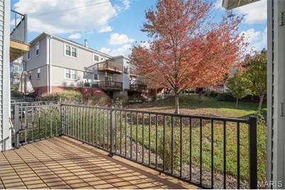 1406 Peacock Lane, Brentwood, MO 63144 - Photo 15