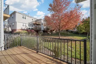 1406 Peacock Ln, Brentwood, MO 63144 - Photo 15