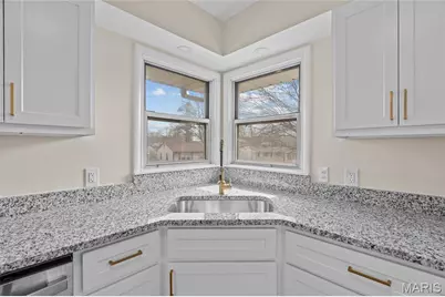 51 Woodlawn Drive, Saint Charles, MO 63301 - Photo 21