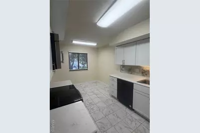 11752 Russet Meadow Drive, Saint Louis, MO 63146 - Photo 5