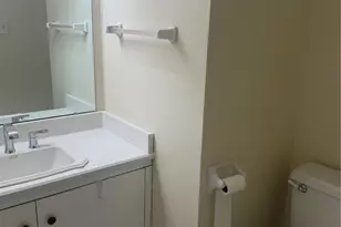 11752 Russet Meadow Dr, Saint Louis, MO 63146 - Photo 9