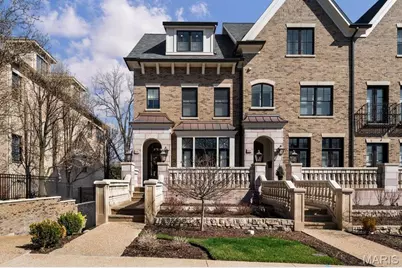 134 Gay Avenue, Clayton, MO 63105 - Photo 1