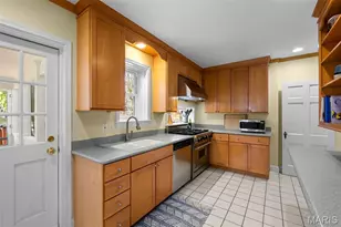 1635 Dearborn Dr, Warson Woods, MO 63122 - Photo 13