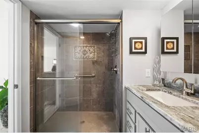 1902 Meadowtree Lane #1, Kirkwood, MO 63122 - Photo 19