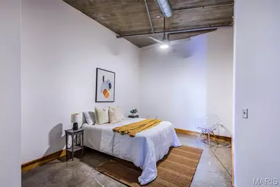 2323 Locust Street #411, Saint Louis, MO 63103 - Photo 7