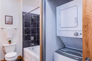 2323 Locust St, Saint Louis, MO 63103 - Photo 25