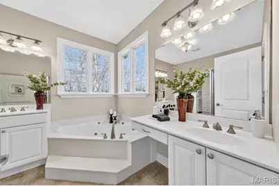 762 Lake Valley Drive, Defiance, MO 63341 - Photo 41