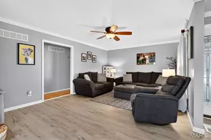 909 Dutch Mill Dr, Ballwin, MO 63011 - Photo 7