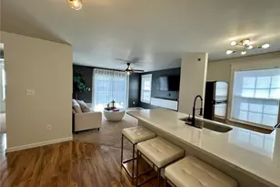 11202 Spring Creek Ln, O'Fallon, MO 63368 - Photo 3