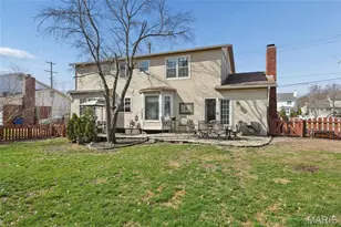 2762 Barrett Station Rd, Des Peres, MO 63021 - Photo 25