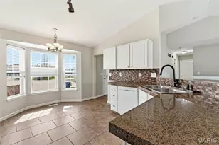 7 Bridle Spur Ct, Wright City, MO 63390 - Photo 13