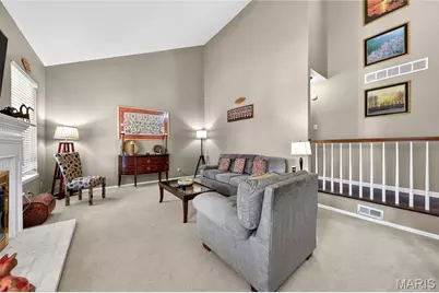 14991 Broadmont Drive, Chesterfield, MO 63017 - Photo 7