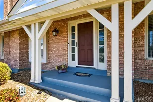 14991 Broadmont Dr, Chesterfield, MO 63017 - Photo 3