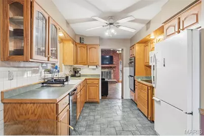 5654 Leona Street, Saint Louis, MO 63116 - Photo 11