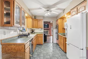 5654 Leona St, Saint Louis, MO 63116 - Photo 11