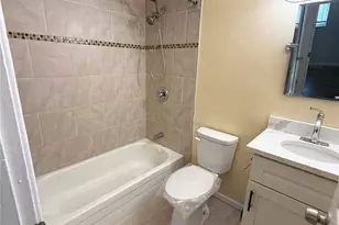 2750 Robert Dr, Florissant, MO 63031 - Photo 7