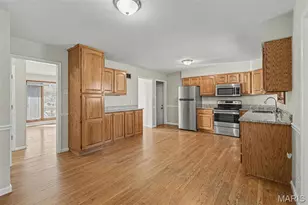 1125 Florland Dr, Florissant, MO 63031 - Photo 3