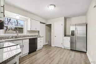 310 St Nicholas Ln, Florissant, MO 63031 - Photo 5