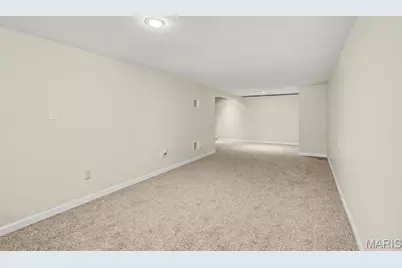 310 Saint Nicholas Lane, Florissant, MO 63031 - Photo 13