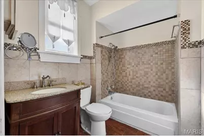 24 Lewis Place, Saint Louis, MO 63113 - Photo 15