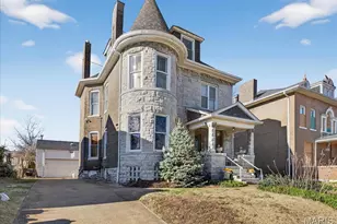 24 Lewis Pl, Saint Louis, MO 63113 - Photo 3