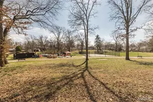 520 Pinellas Dr, Crestwood, MO 63126 - Photo 27