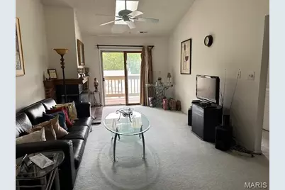 2300 Yellowstone Park Court #F, Maryland Heights, MO 63043 - Photo 3