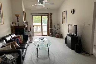 2300 Yellowstone Park Ct, Maryland Heights, MO 63043 - Photo 3