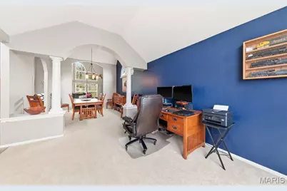 425 Roosevelt Woods Court, Fenton, MO 63026 - Photo 7