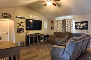 110 Sandstone Dr, St Robert, MO 65584 - Photo 5