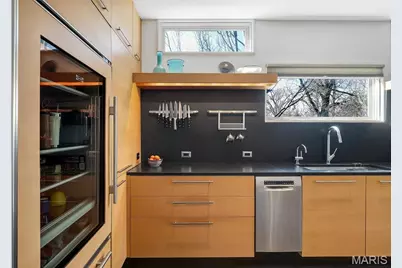 7489 Washington Avenue, University City, MO 63130 - Photo 27