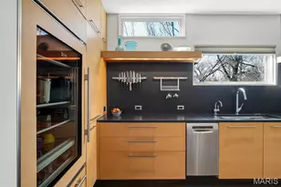 7489 Washington Ave, University City, MO 63130 - Photo 27