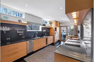 7489 Washington Ave, University City, MO 63130 - Photo 21