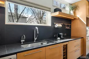 7489 Washington Ave, University City, MO 63130 - Photo 23