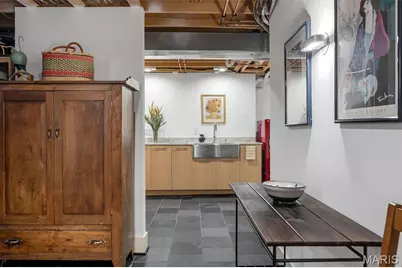 7489 Washington Avenue, University City, MO 63130 - Photo 67