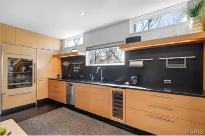 7489 Washington Avenue, University City, MO 63130 - Photo 25