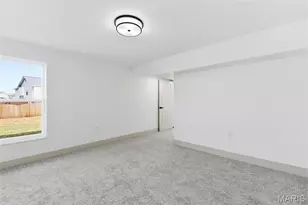 1048 Tower Park Dr, Saint Charles, MO 63304 - Photo 31