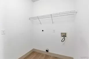 1048 Tower Park Dr, Saint Charles, MO 63304 - Photo 15