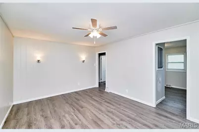 3346 Saint Joachim Lane, Saint Ann, MO 63074 - Photo 5