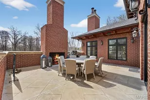 40 Lynnbrook Rd, Frontenac, MO 63131 - Photo 9
