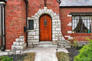 66 Bellerive Acres, Saint Louis, MO 63121 - Photo 3