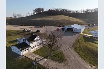 4015 Pike 9140, Louisiana, MO 63353 - Photo 1