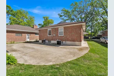 6264-6266 Sunshine Drive, Saint Louis, MO 63109 - Photo 3