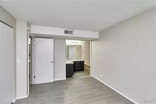 1622 Barkwood Dr, Florissant, MO 63031 - Photo 19