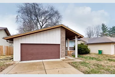 1622 Barkwood Drive, Florissant, MO 63031 - Photo 3