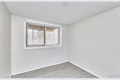 1622 Barkwood Drive, Florissant, MO 63031 - Photo 25